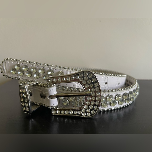 Sparkle Western Style Belt - Picture 3 of 4